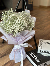 Load image into Gallery viewer, Florist singapore flower delivery Singapore baby breath bouquet
