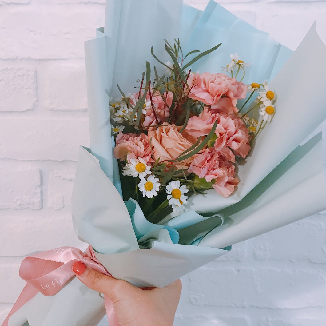 [Mother's Day Preorder] Fresh flower - Oceania Kopicino Carnation rose Bouquet