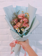 Load image into Gallery viewer, [Mother&#39;s Day Preorder] Fresh flower - Oceania Kopicino Carnation rose Bouquet
